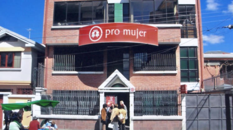 Pro Mujer